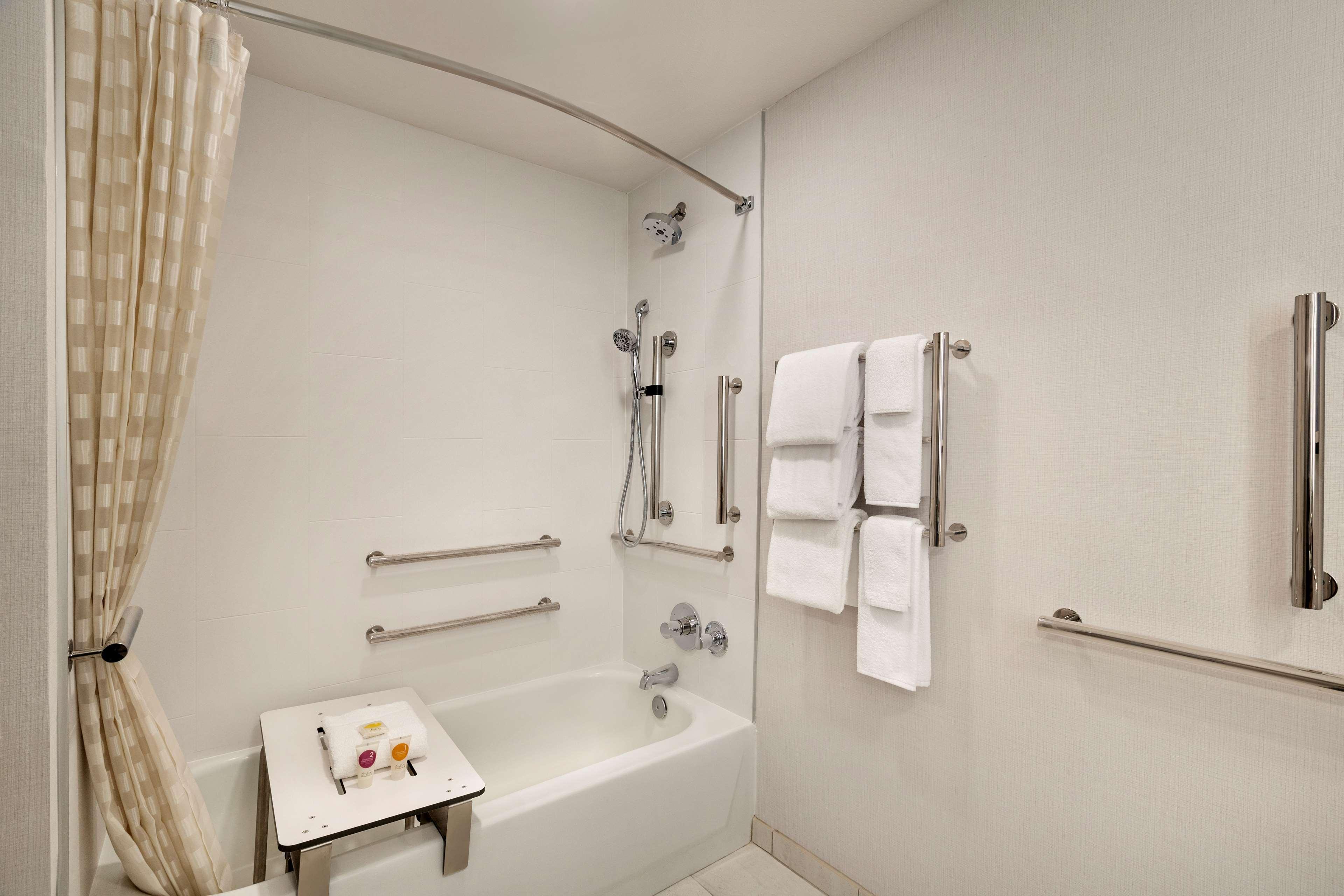 Hyatt Place Tucson Central Екстер'єр фото