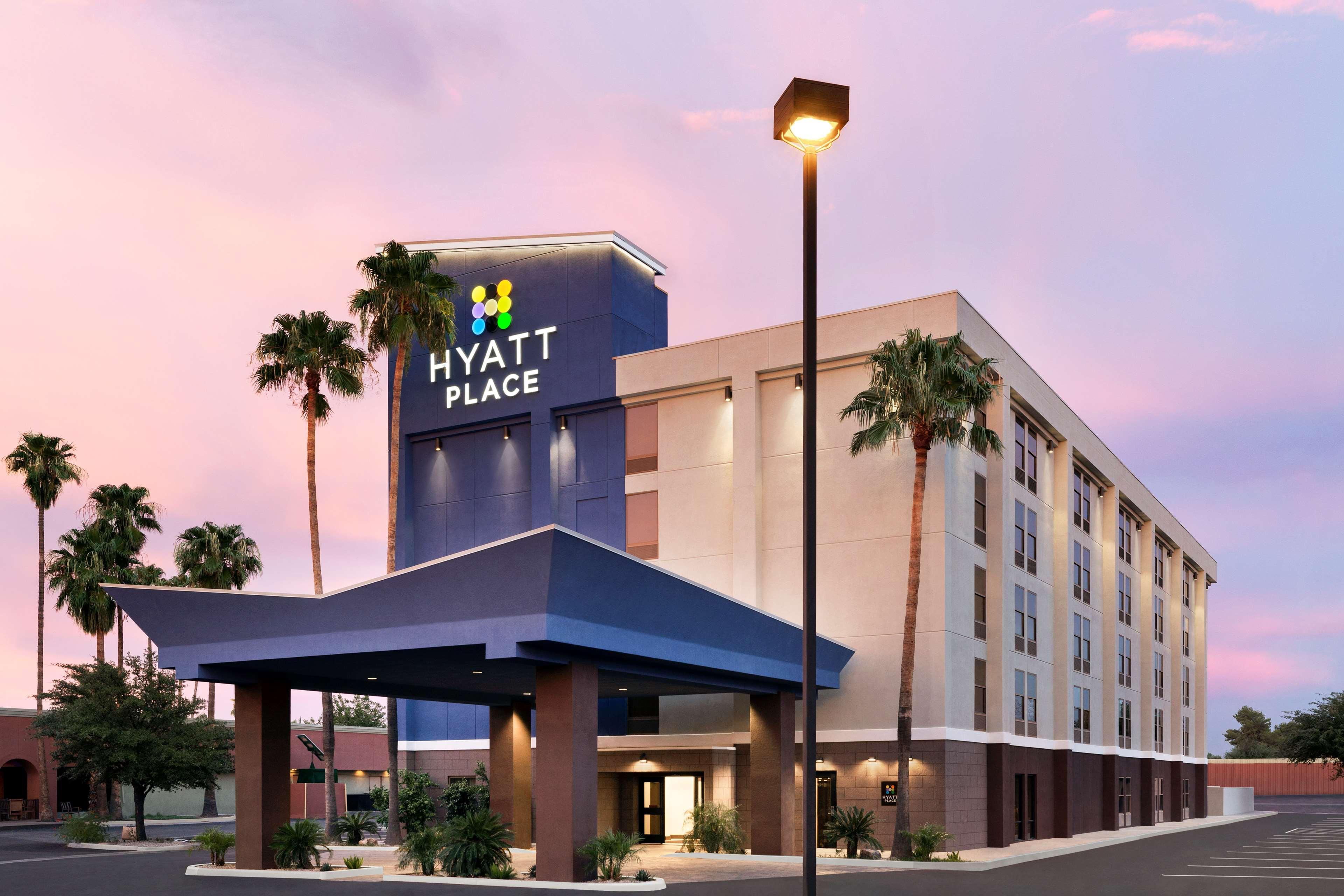Hyatt Place Tucson Central Екстер'єр фото