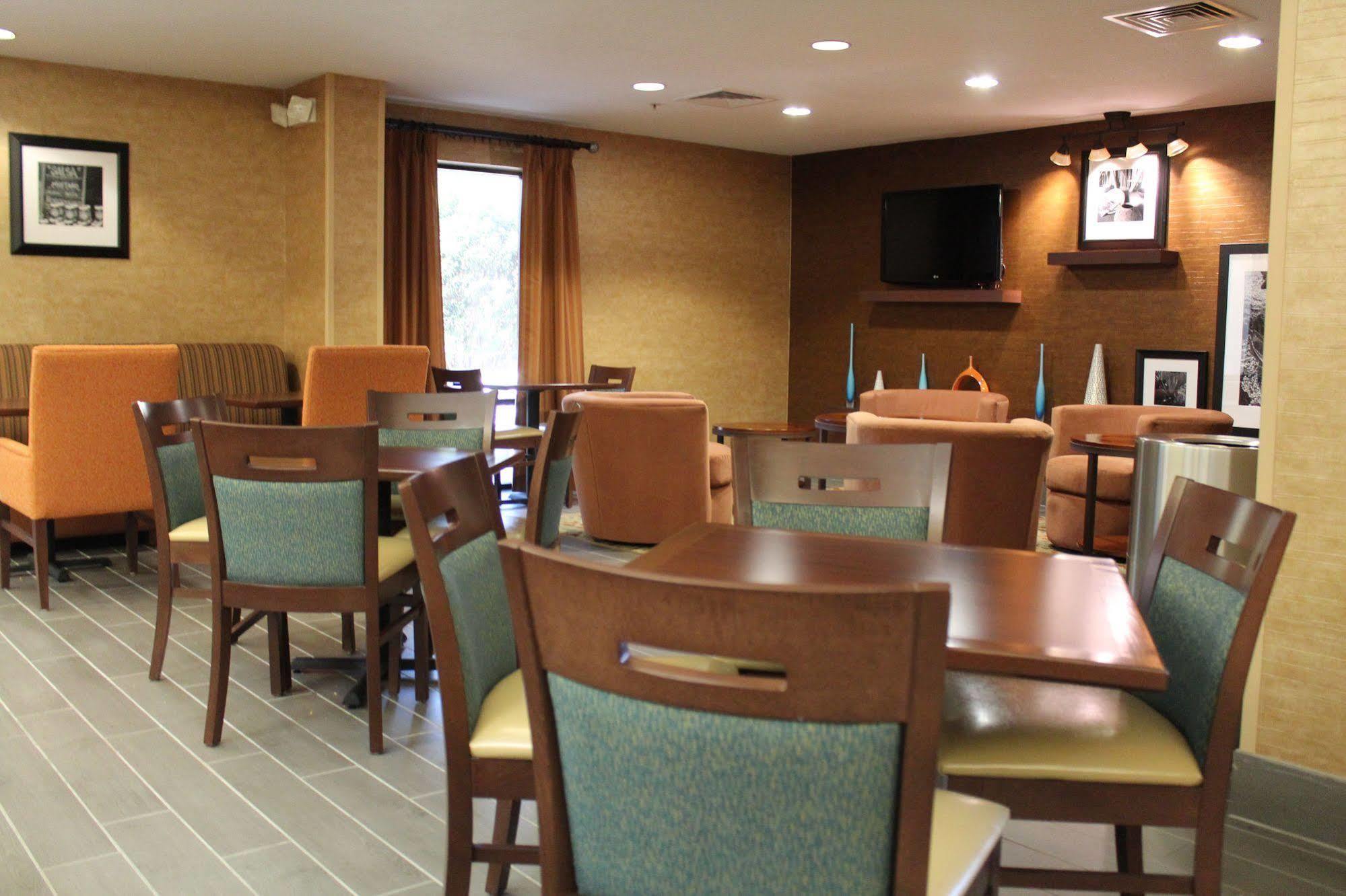Hyatt Place Tucson Central Екстер'єр фото