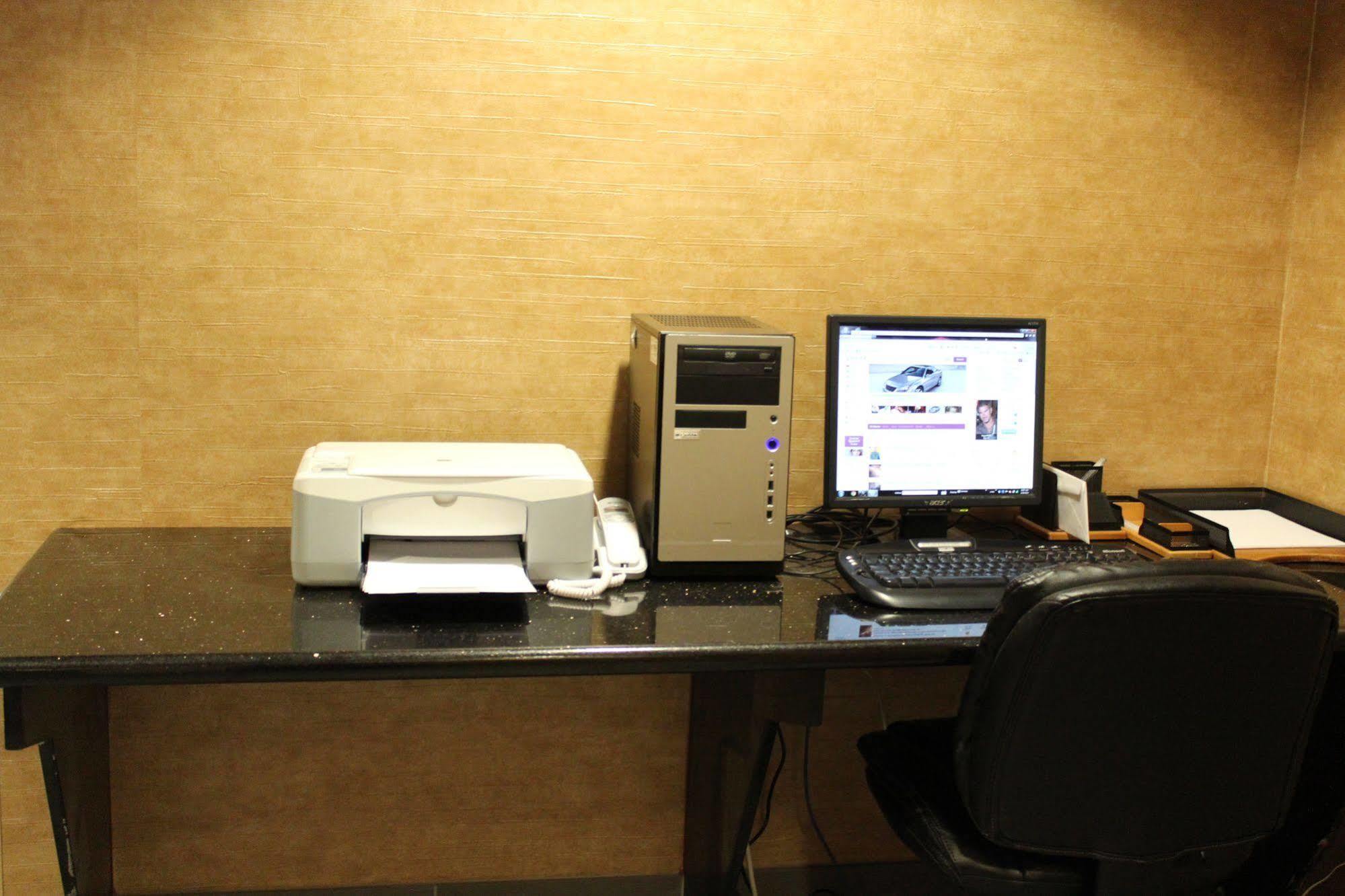 Hyatt Place Tucson Central Екстер'єр фото