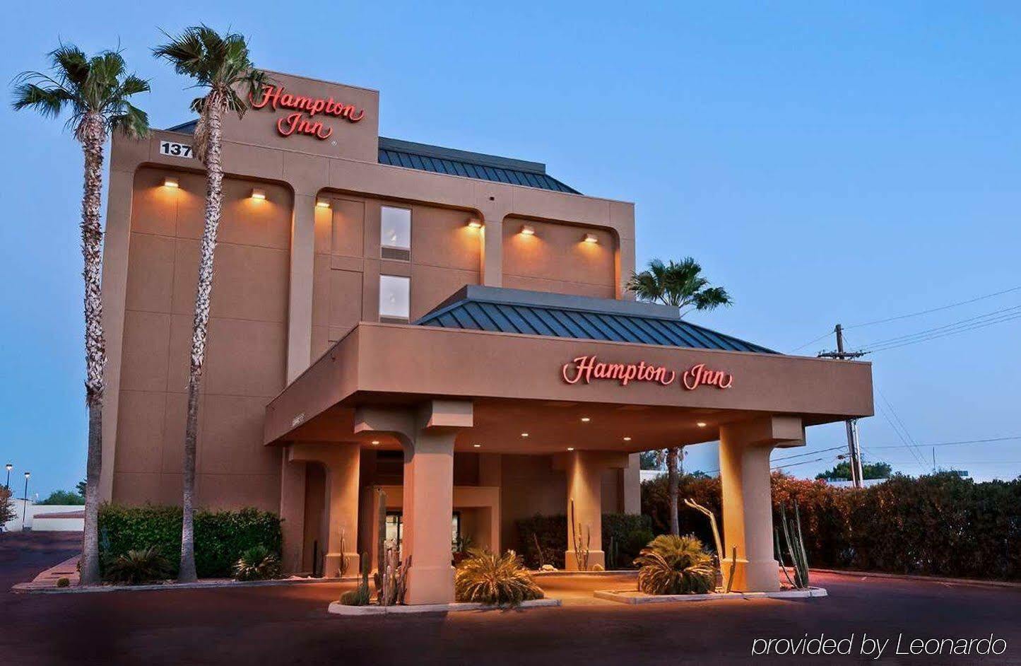 Hyatt Place Tucson Central Екстер'єр фото